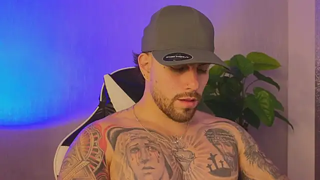 ades_lowe - Ades_Lowe's free webcam - UK Sex Cams