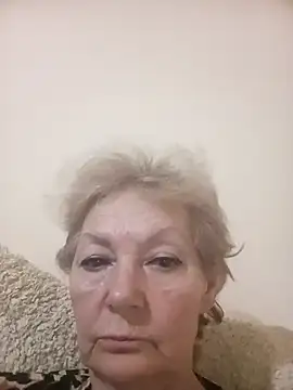 Webcam Model (Calypso-Loove)  is live.Free join now!