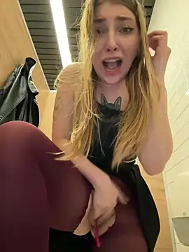 Sunny___Bunny webcam