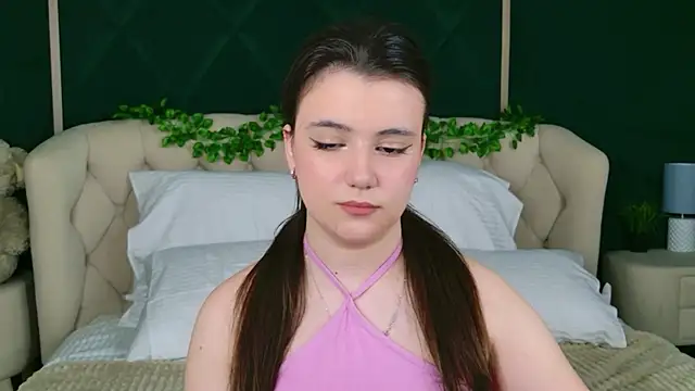 Pauline_Heaven webcam