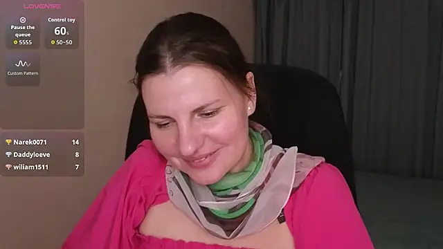 Mirabelle_Velvet webcam