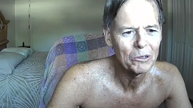 nakeedcowboi65 webcam