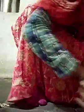 Webcam Model (aunty_sumy) is live