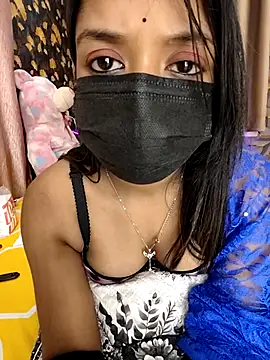 Webcam Model (Little__Lia)  is live.Free join now!