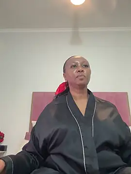 Bootyliciouse21X webcam