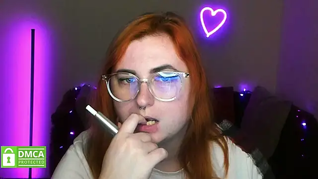 Alicia_love00 webcam