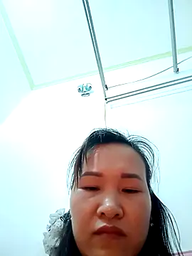 SexyAsian2k webcam