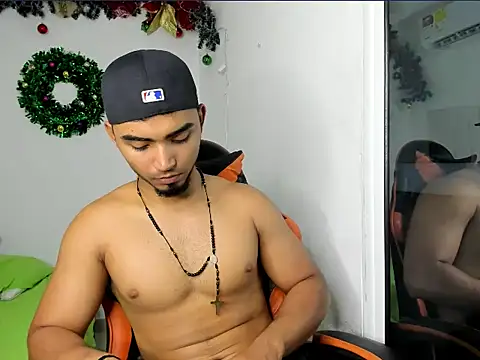 andrew_jonhes webcam