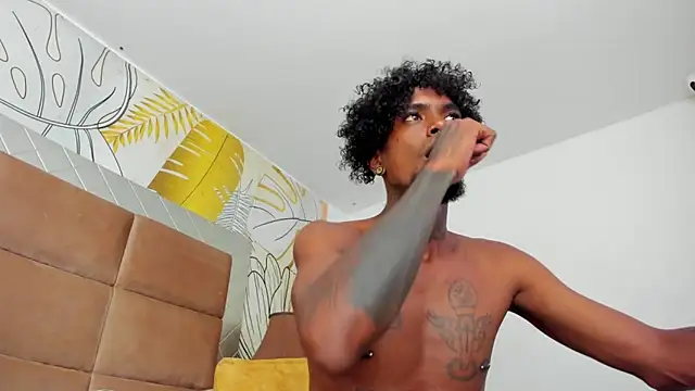 bigblackhotx1 webcam