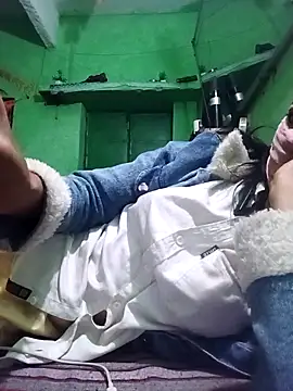 kajalbhabhi44 webcam