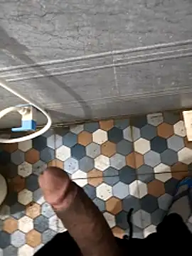 bold_guy_1234 webcam