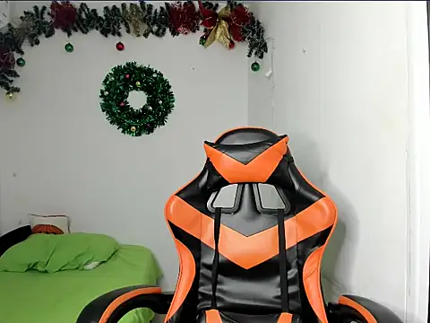 andrew_jonhes webcam