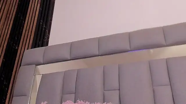 vivianne_scott webcam