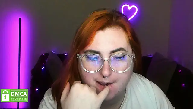 Alicia_love00 webcam