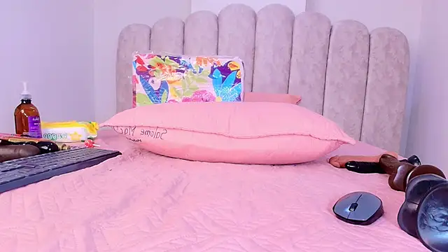 sharlott_miller webcam