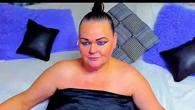 MilanaBiegert webcam