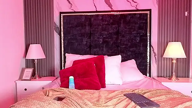 victoriacarter_ - VictoriaCarter_'s free webcam - UK Sex Cams