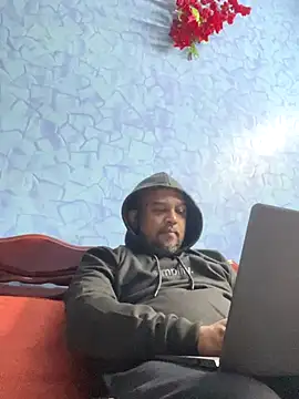 Dick_6inches_Delhi webcam