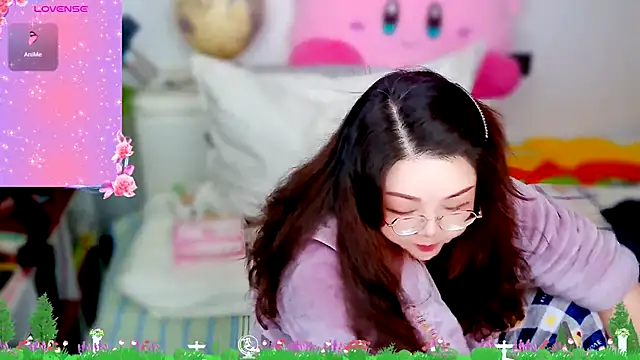 AngelwithEcup webcam