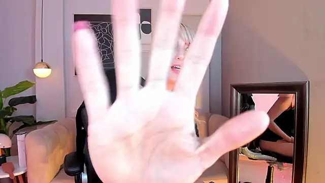 marie_bass - Marie_bass's free webcam - UK Sex Cams