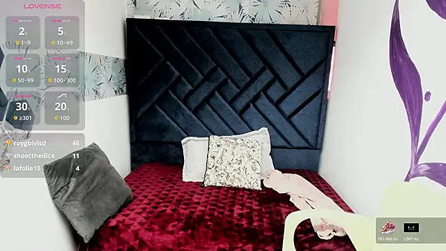 valery_more__ - Valery_More__'s free webcam - UK Sex Cams