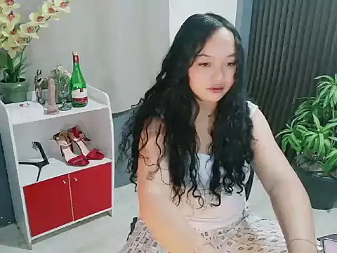 UrFavouriteCravings webcam