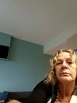 Latex_shantie webcam