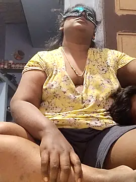 divyatamil143 webcam