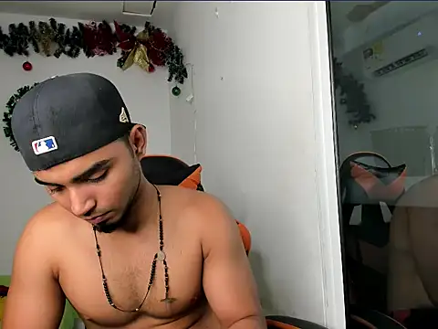 andrew_jonhes webcam