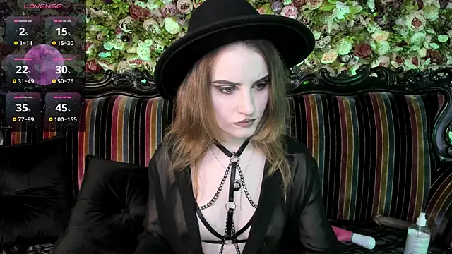 elliemori - EllieMori's free webcam - UK Sex Cams