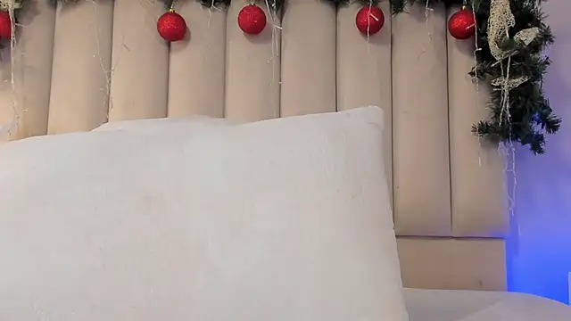 EmilyMiller_22 webcam