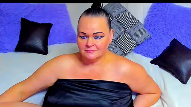 MilanaBiegert webcam