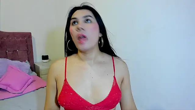 yourlatina_emely webcam