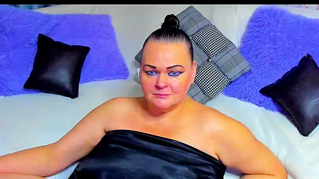 milanabiegert - MilanaBiegert's free webcam - UK Sex Cams