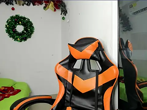 andrew_jonhes webcam