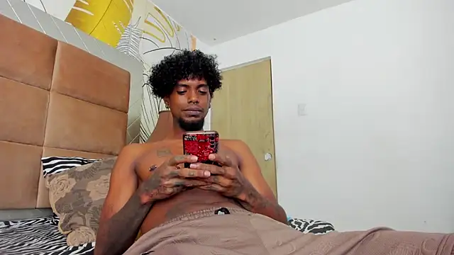 bigblackhotx1 webcam