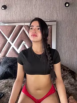 LunaMoore_Pink webcam