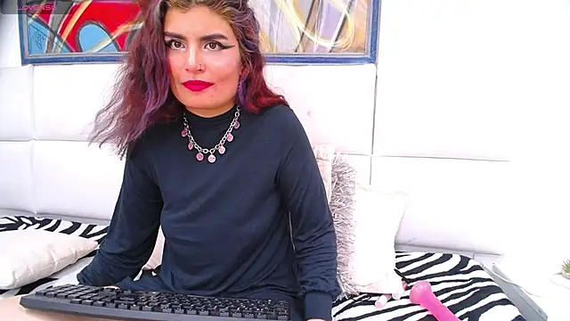 _CharlotteMiller_ webcam