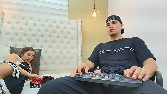 DAVID_VICTORIAA webcam