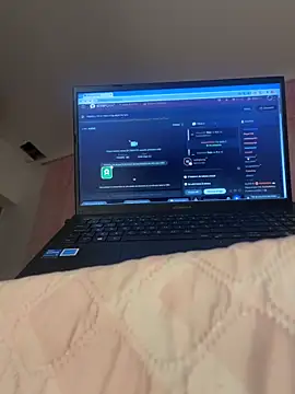 ericajohnson_ webcam