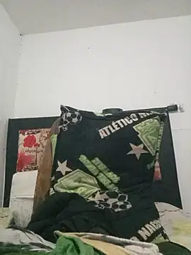 MaximoSualteza777 webcam