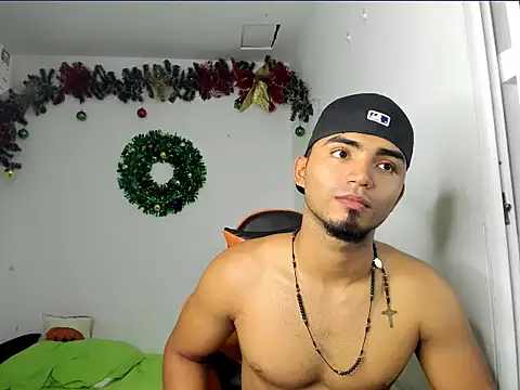 andrew_jonhes webcam