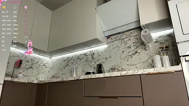 OraleeHollimon webcam