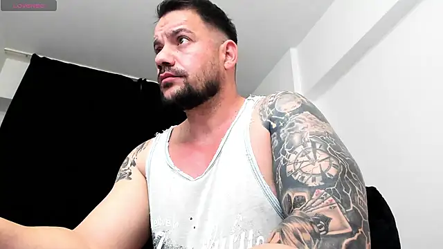 musclemonster31 webcam