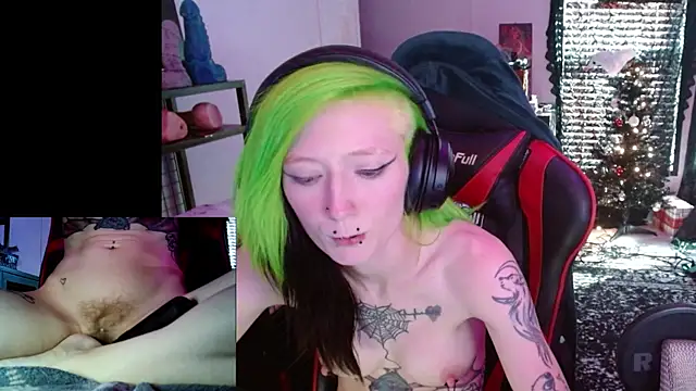 alicewonder09 webcam