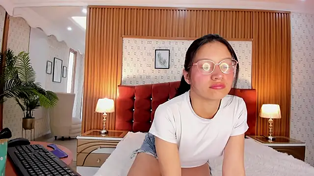 Sophie_Calloway webcam