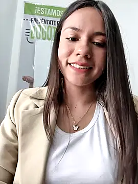 CHARLOTTE__05 webcam