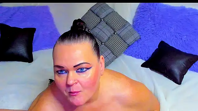 MilanaBiegert webcam