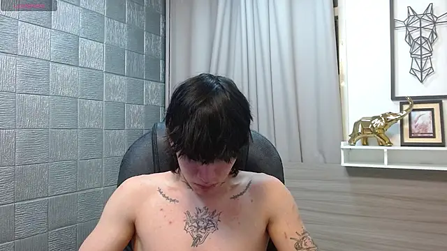 Iantwink18 webcam