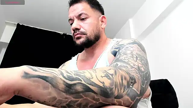 musclemonster31 webcam